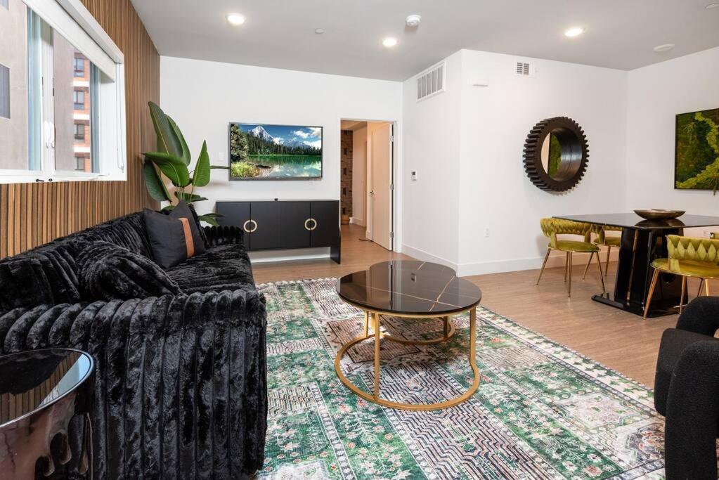 Deluxe 1 Bedroom In K-town With Free Parking Appartement *